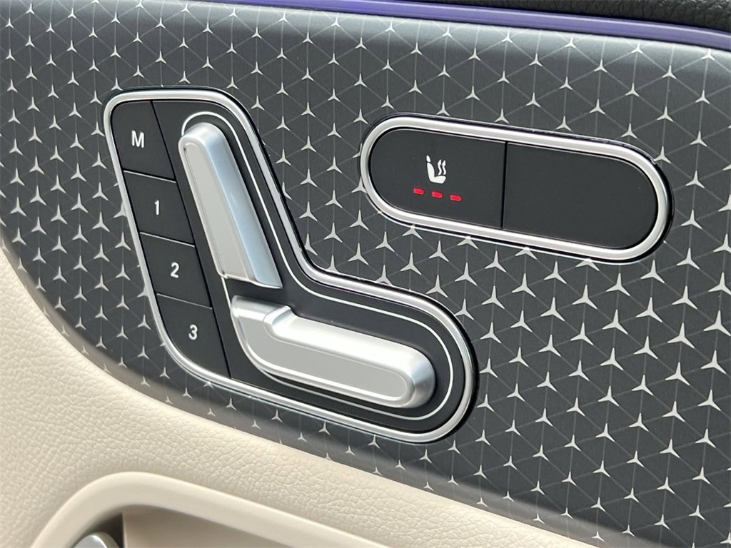 Certified 2026 Mercedes-Benz GLA 250 4MATIC image 33