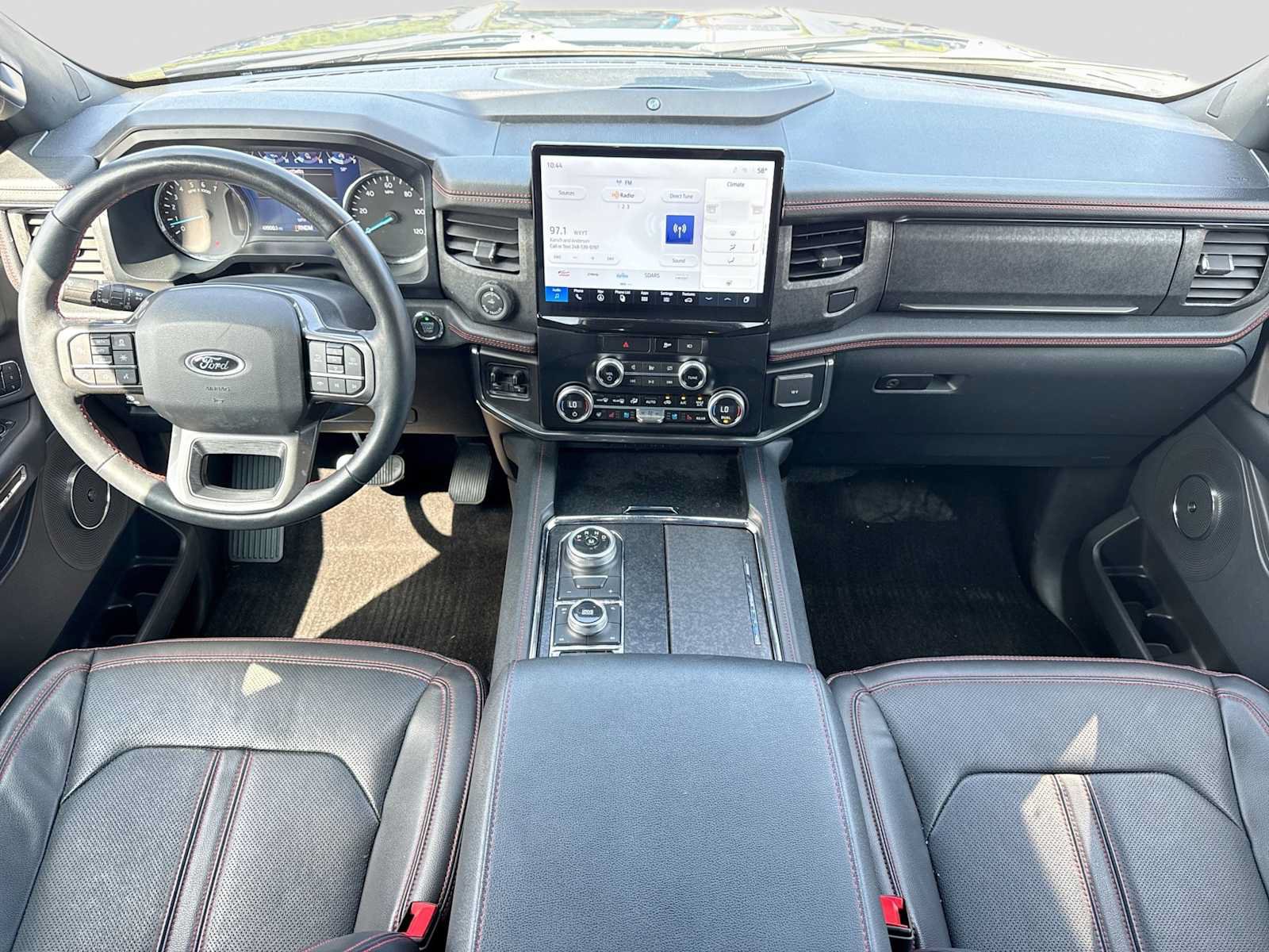 Used 2023 Ford Expedition Limited AWD/4WD image 14