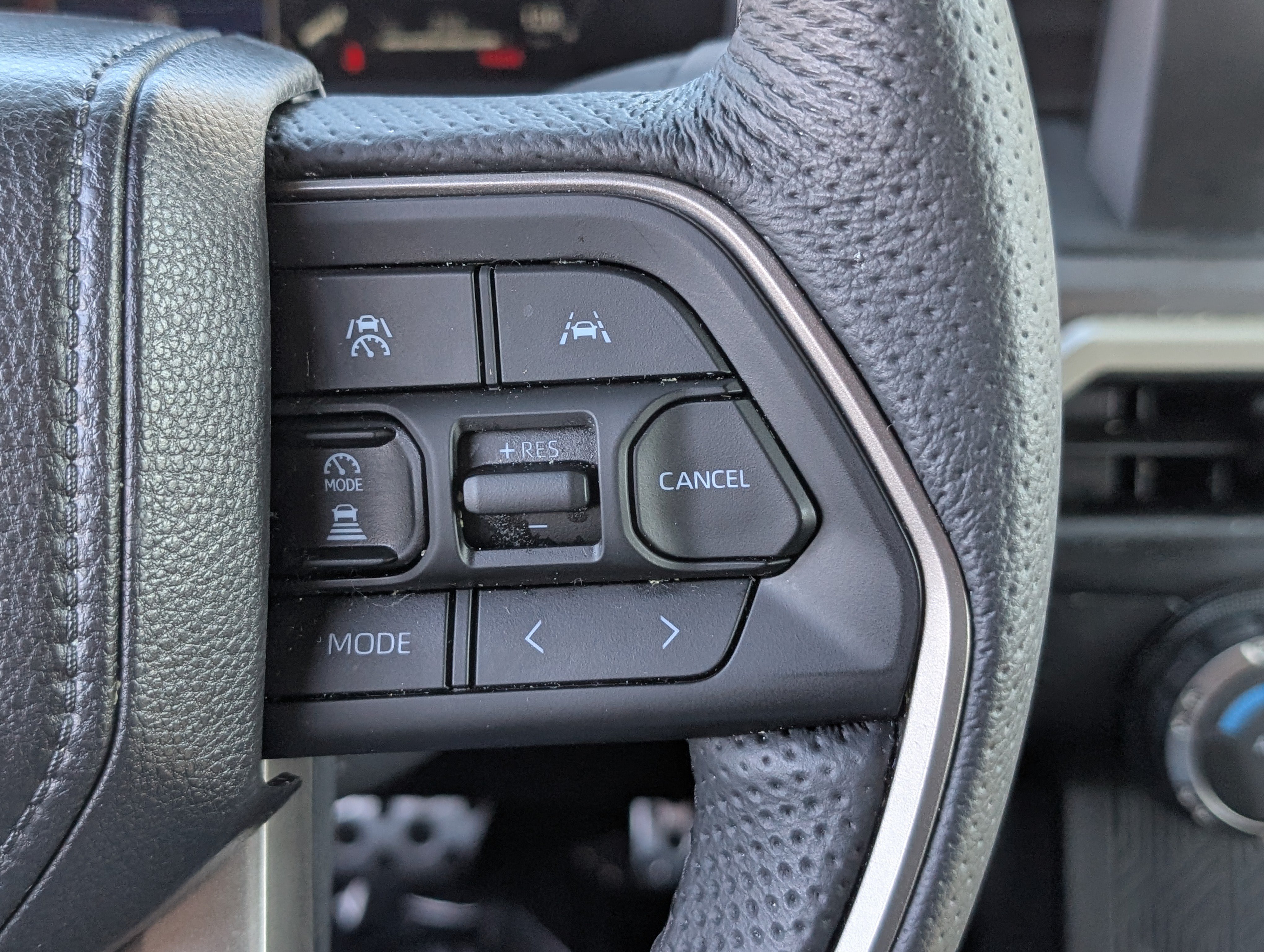 Certified 2025 Toyota Tacoma TRD Sport AWD/4WD image 21