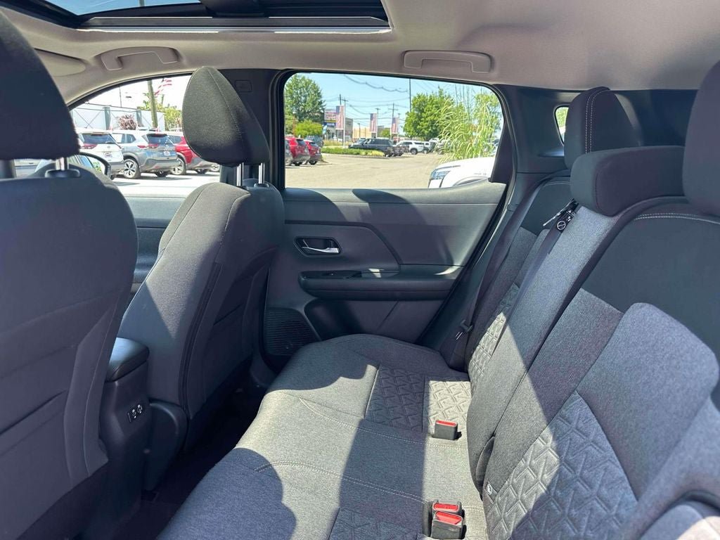 Used 2025 Nissan Kicks SV w/ SV Premium Package AWD/4WD image 10