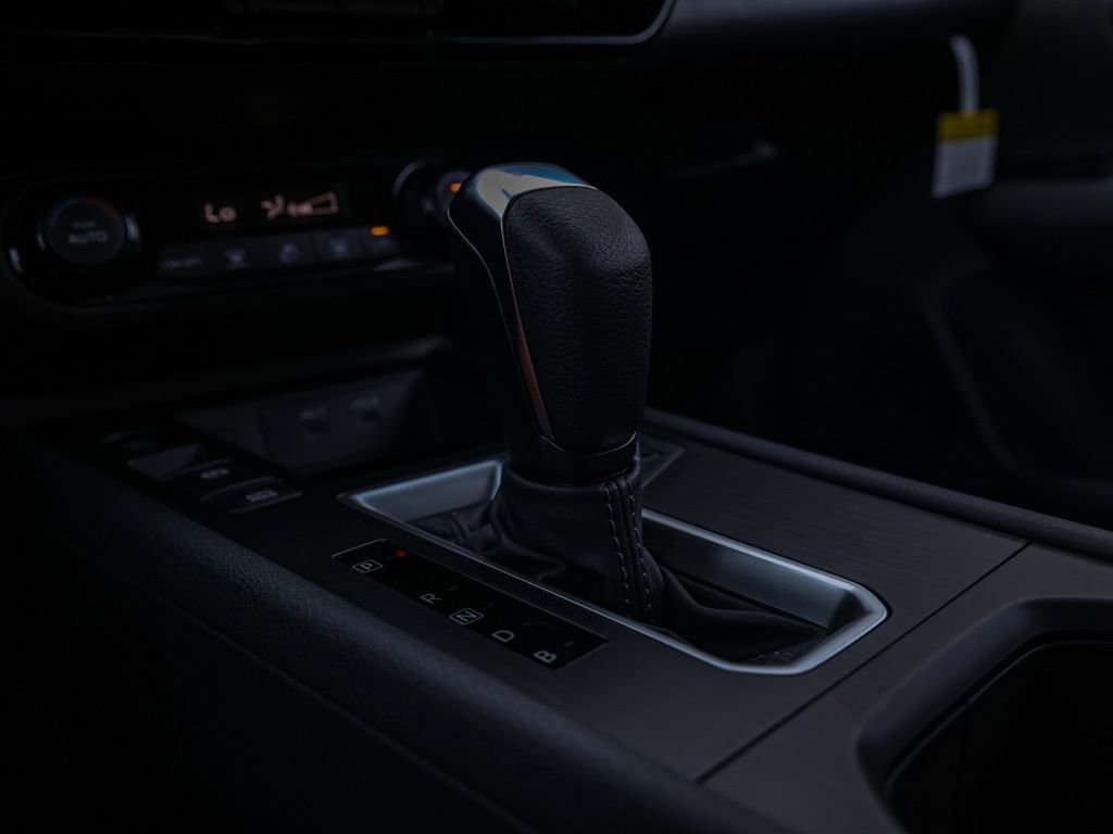 New 2026 Nissan Kicks SV FWD image 30