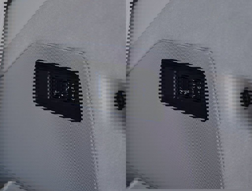 New 2026 Cadillac Escalade Platinum Sport w/ LPO, Floor Liner Package image 44