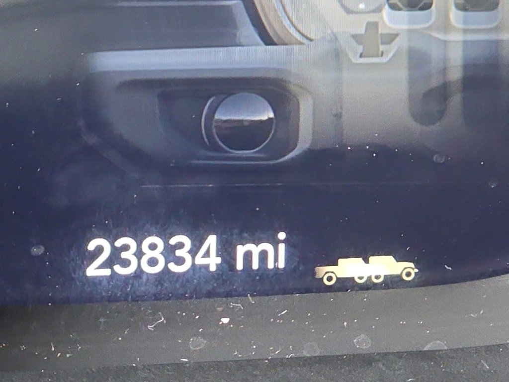 Used 2021 Jeep Gladiator Sport image 11