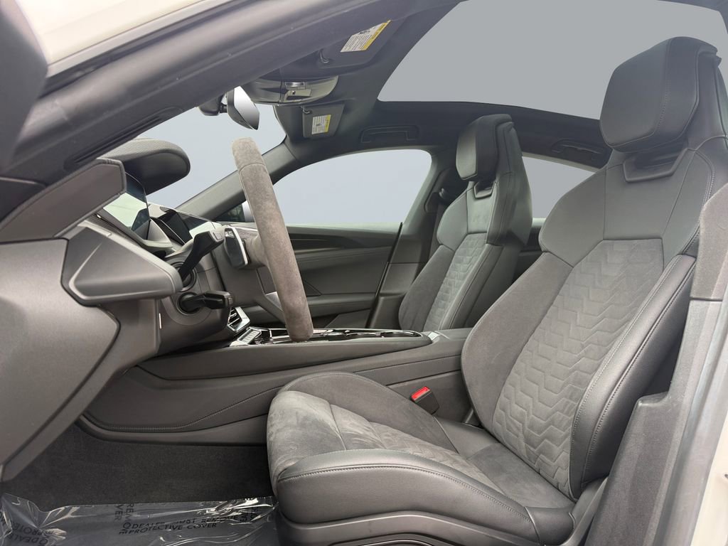 Used 2022 Audi e-tron GT Premium Plus w/ Performance Package image 9