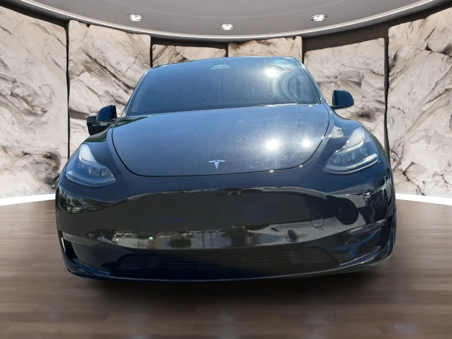 Used 2022 Tesla Model Y Performance AWD/4WD image 2