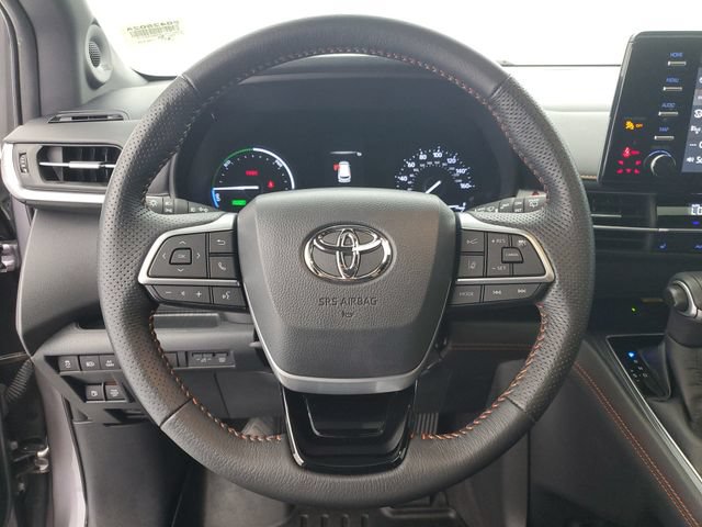 Used 2022 Toyota Sienna XSE w/ XSE Plus Package AWD/4WD image 21