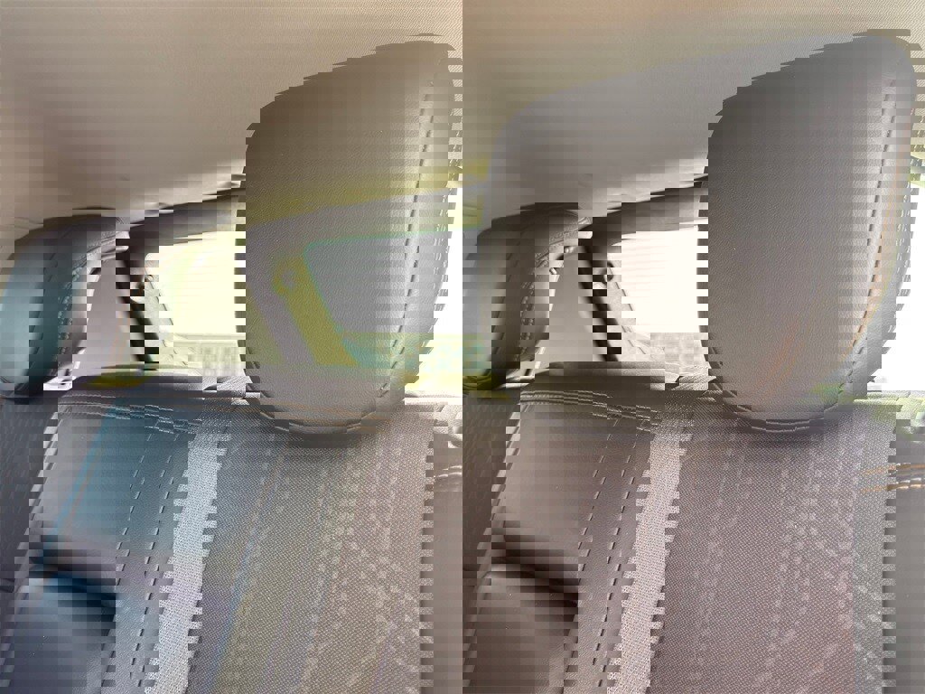 Used 2019 Chevrolet Trax LT w/ LT Convenience Package image 25