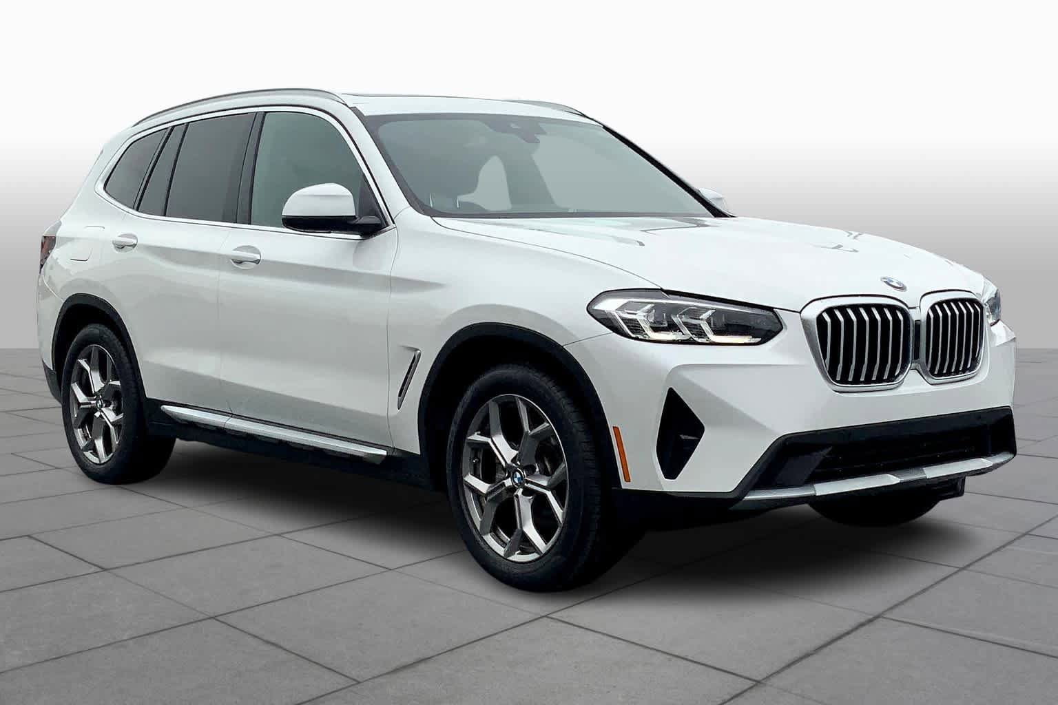 Used 2022 BMW X3 xDrive30i image 2