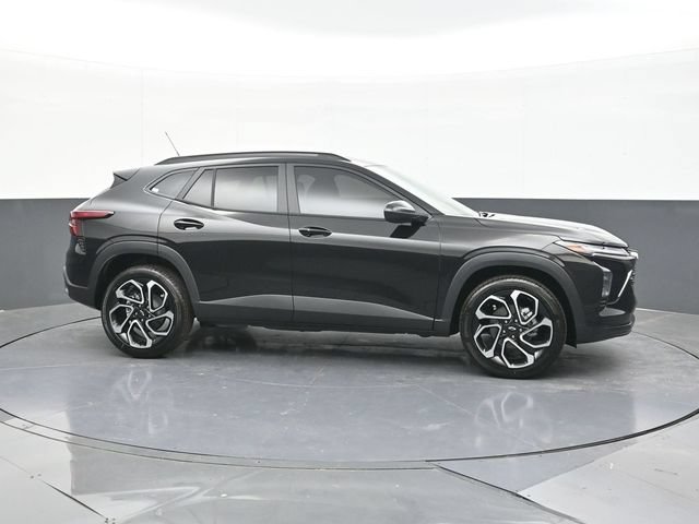 New 2026 Chevrolet Trax RS w/ Sunroof Package FWD image 13