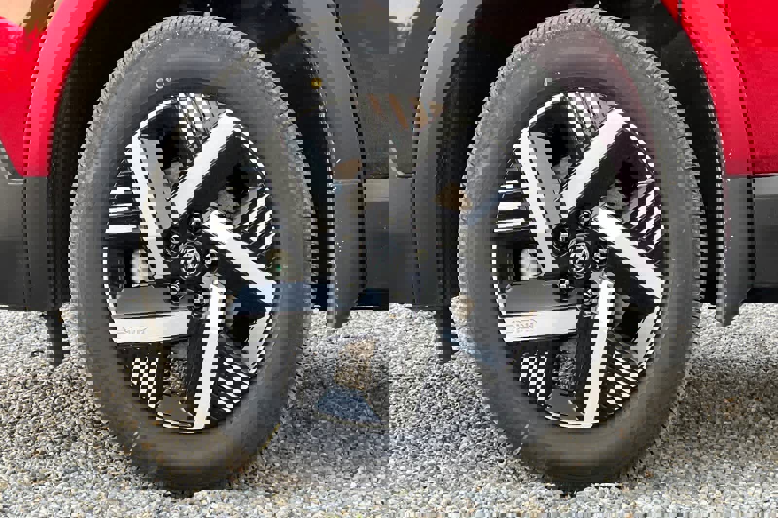 New 2026 Nissan Kicks SV image 30