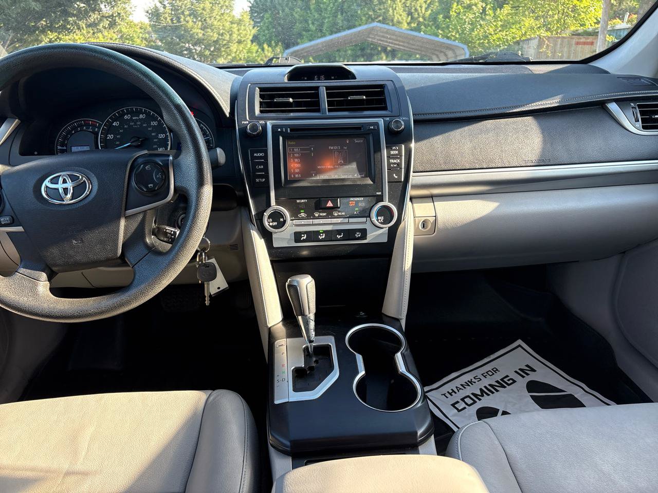 Used 2014 Toyota Camry LE w/ Moonroof Package FWD image 18