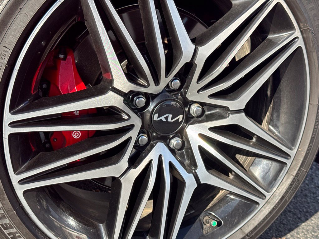 Certified 2022 Kia Stinger GT2 AWD/4WD image 4