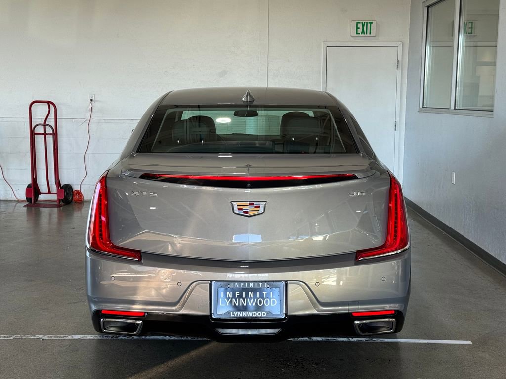 Used 2019 Cadillac XTS Luxury image 5