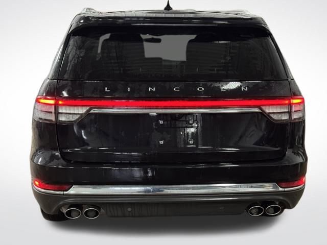 Certified 2023 Lincoln Aviator Reserve image 8
