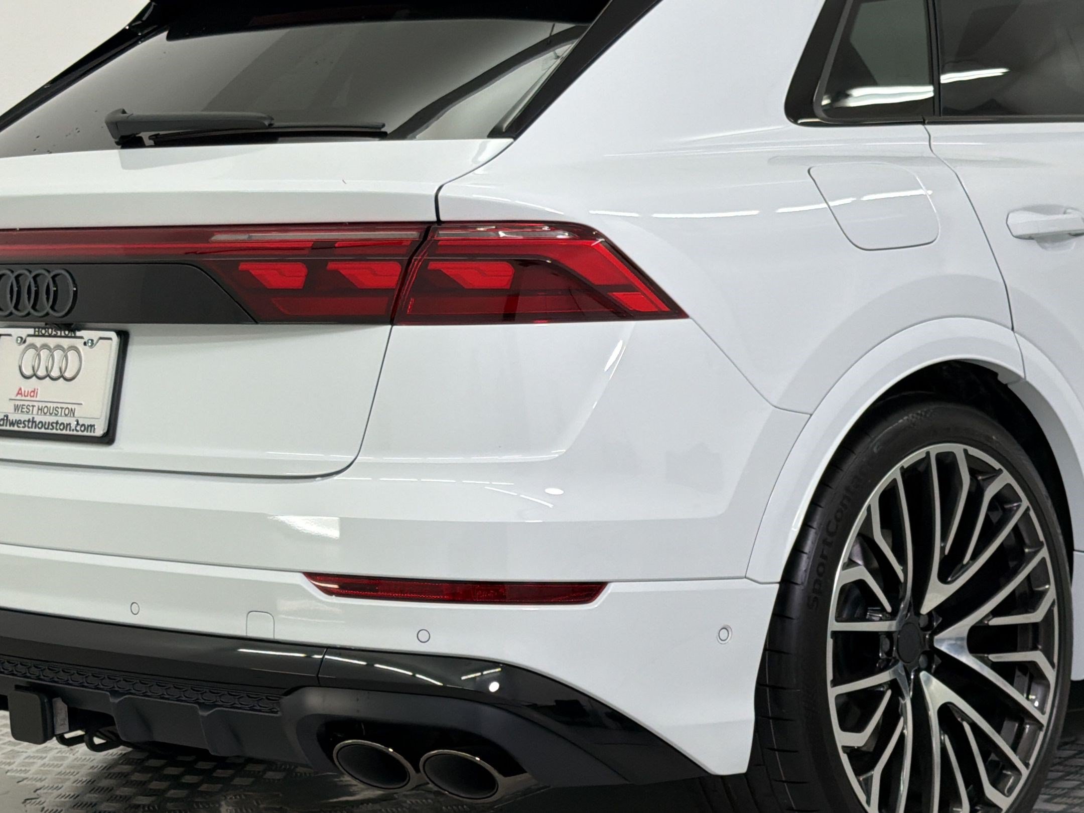 New 2026 Audi SQ8 Prestige AWD/4WD image 13