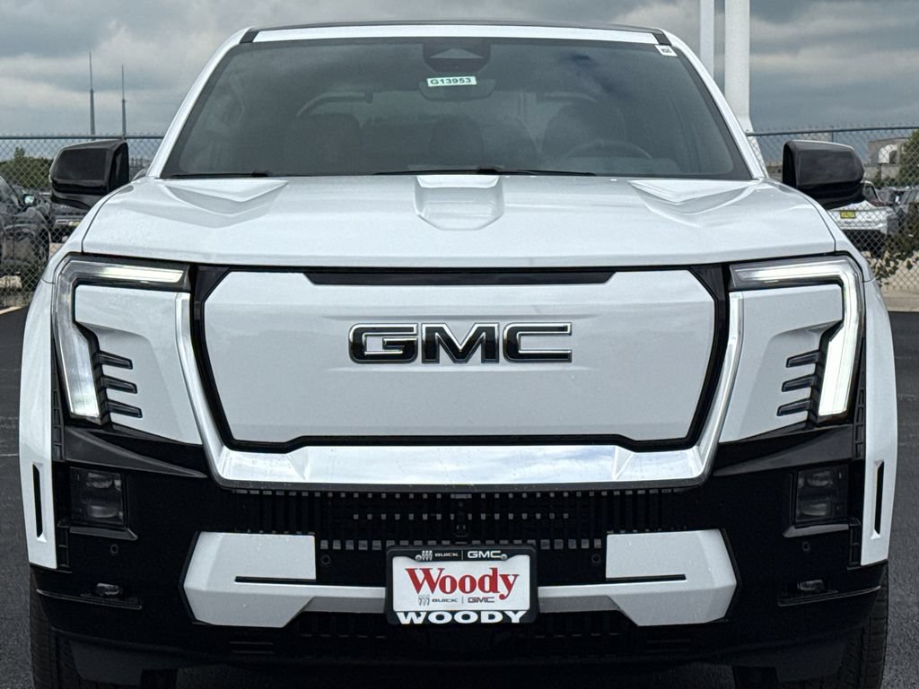 New 2025 GMC Sierra EV Denali image 4
