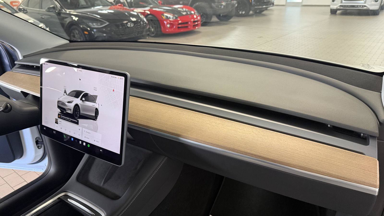 Used 2023 Tesla Model Y Long Range AWD/4WD image 32