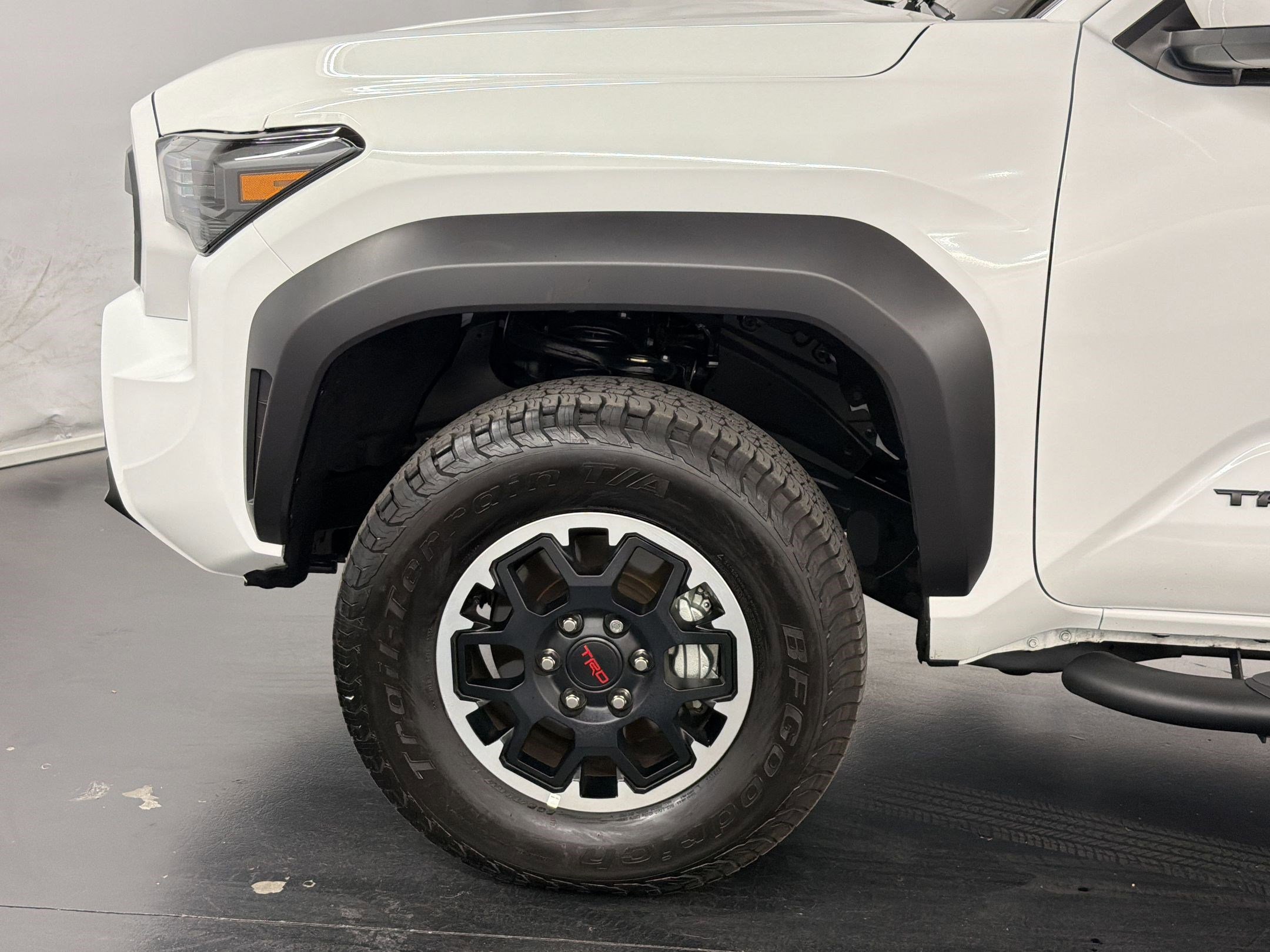 Used 2025 Toyota Tacoma TRD Off-Road image 29