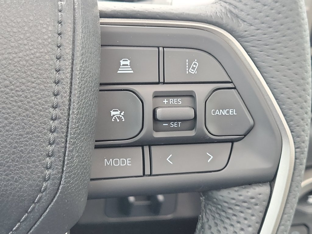 New 2026 Toyota Tundra Limited AWD/4WD image 10