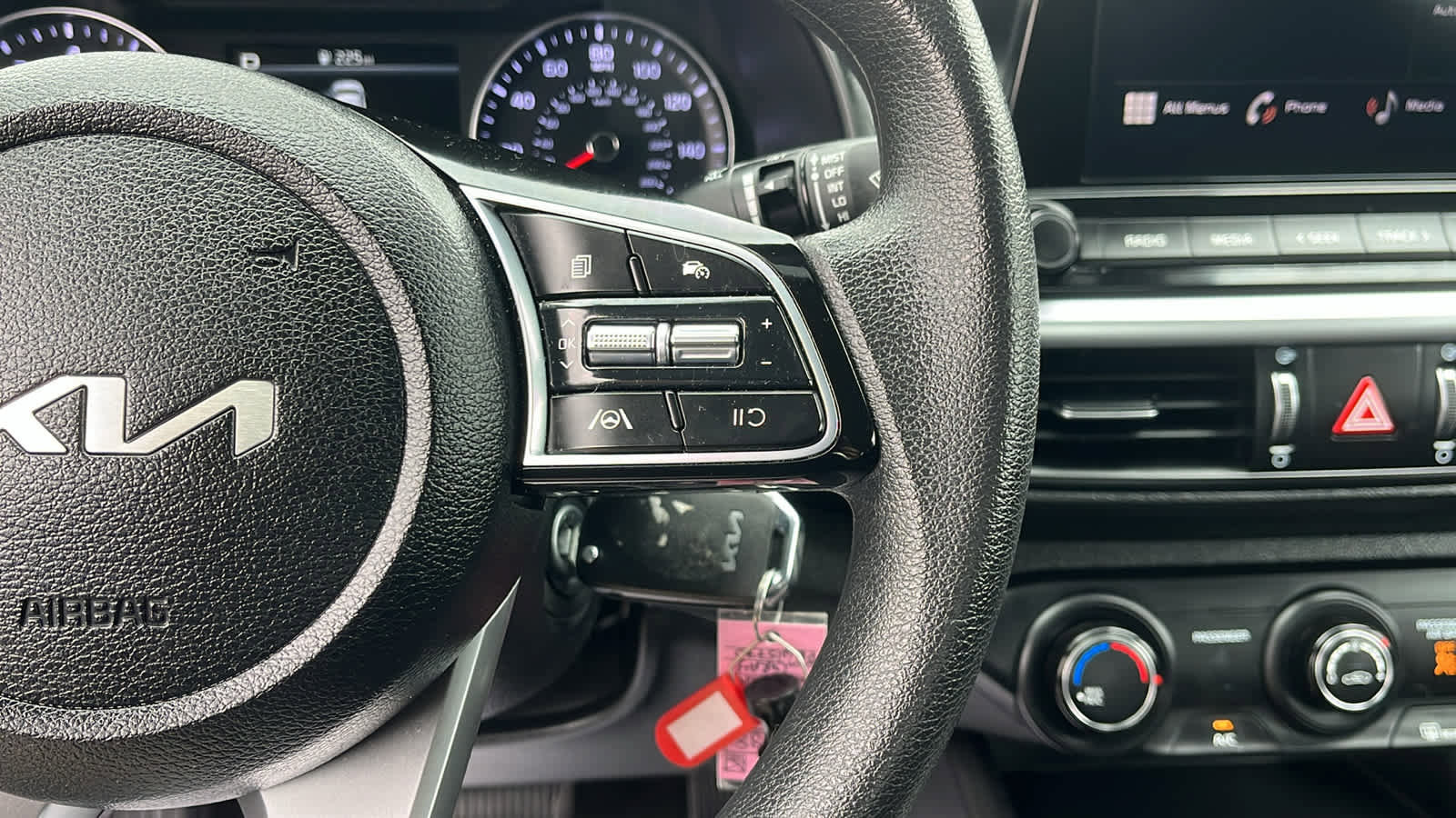 Used 2023 Kia Forte LXS image 13
