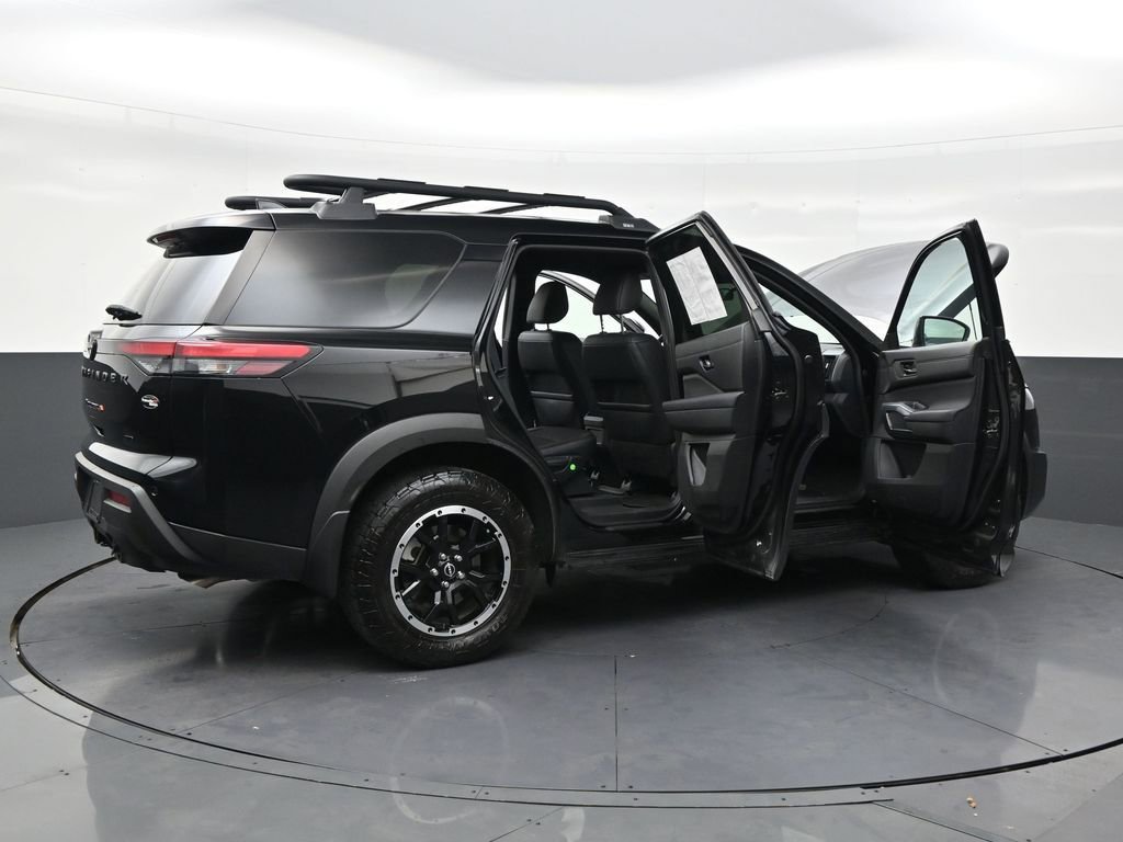 Used 2025 Nissan Pathfinder Rock Creek image 29