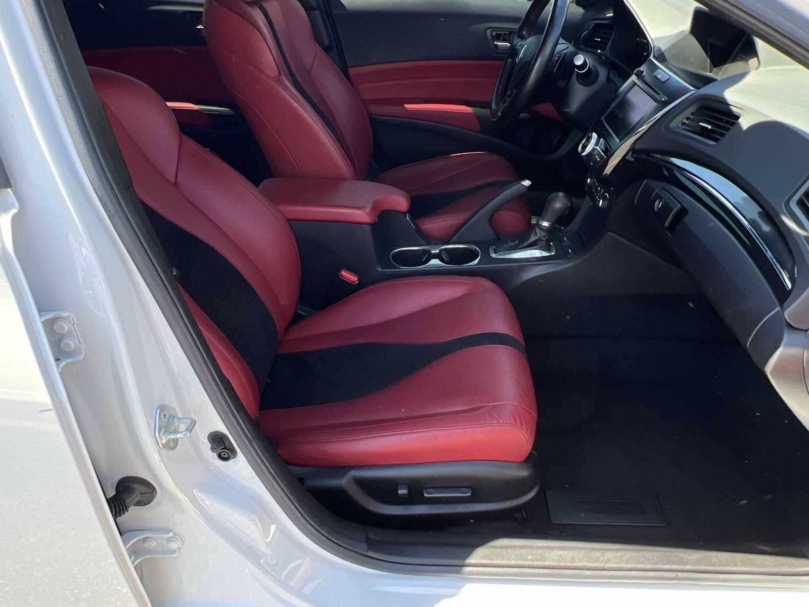 Used 2022 Acura ILX FWD image 30
