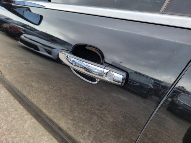 Used 2014 Chevrolet SS image 9