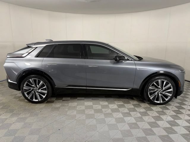 Certified 2023 Cadillac Lyriq 2WD image 9
