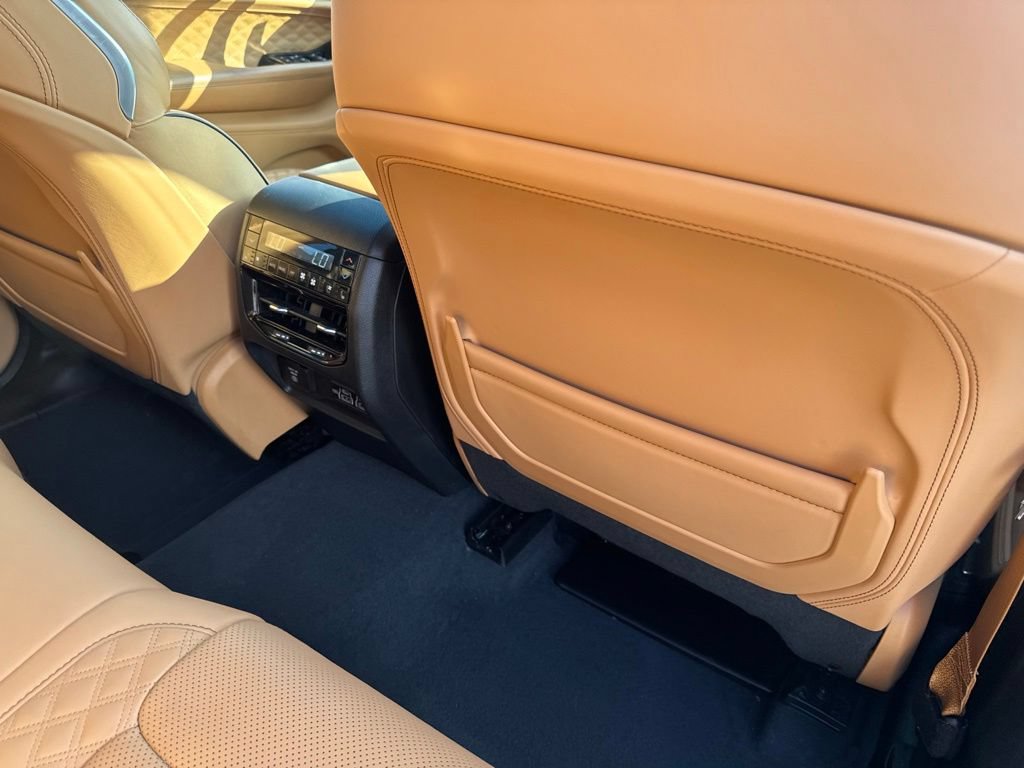 Used 2023 Jeep Grand Cherokee Summit AWD/4WD image 44