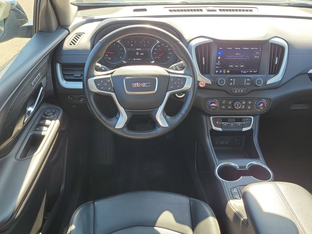 Used 2024 GMC Terrain SLT image 11