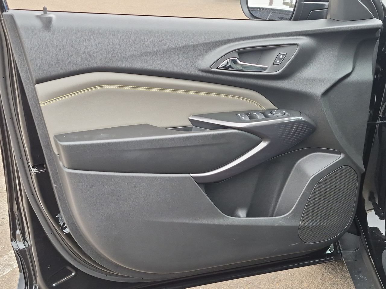 New 2026 Chevrolet Trax ACTIV w/ Driver Confidence Package FWD image 22