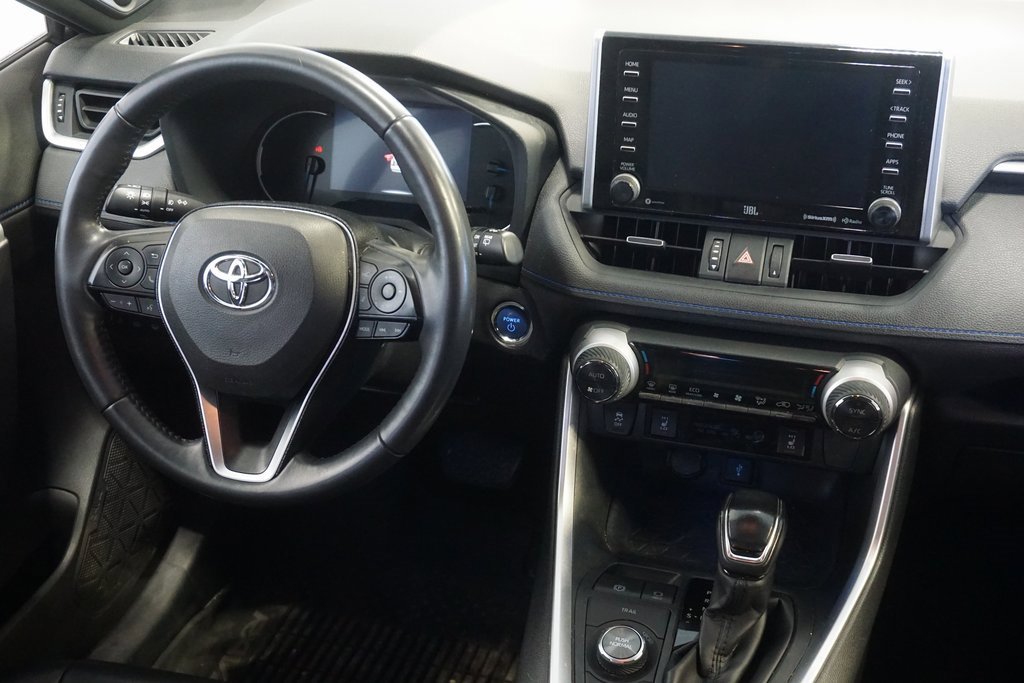 Used 2020 Toyota RAV4 XSE w/ XSE Grade Weather Package image 29