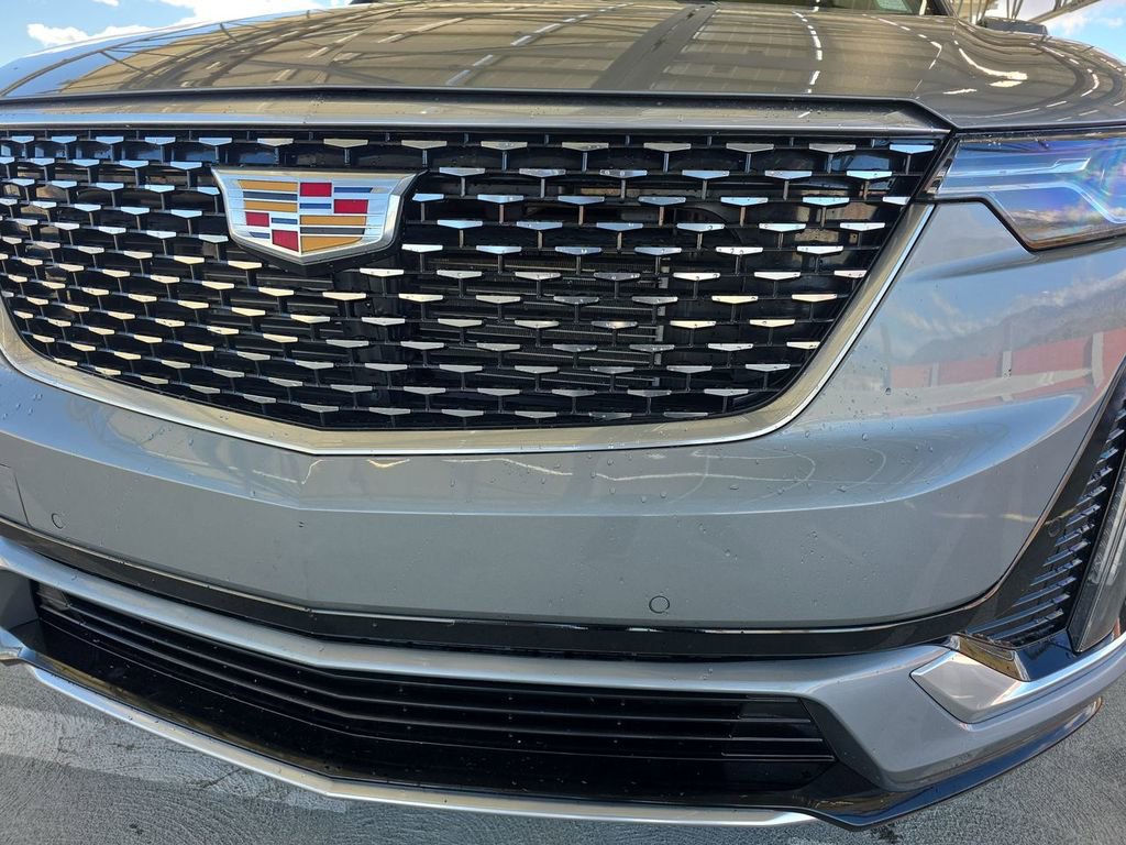 Certified 2024 Cadillac XT6 Premium Luxury w/ LPO, Floor Liner Package AWD/4WD image 32