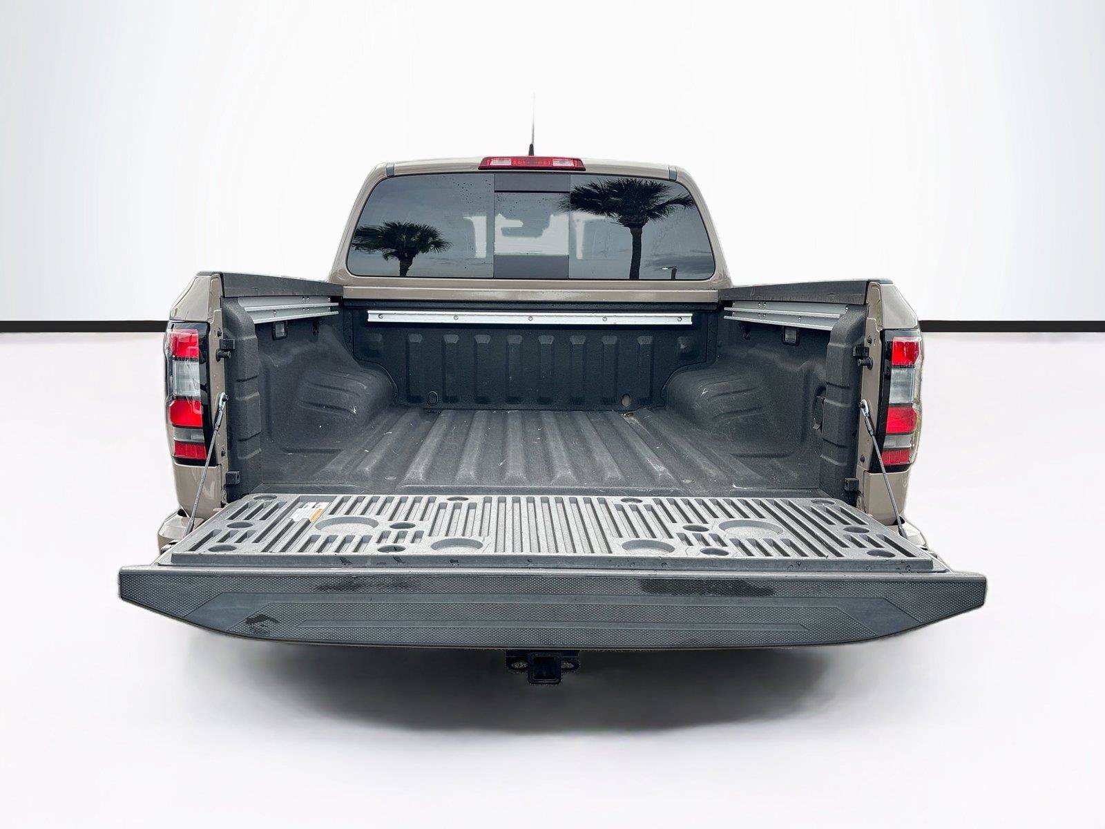 Used 2024 Nissan Frontier Pro-X w/ Pro Premium Package RWD image 27