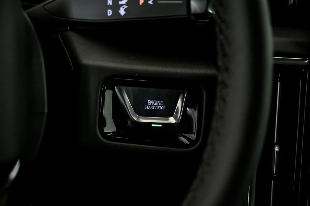 New 2026 GMC Yukon Elevation image 14