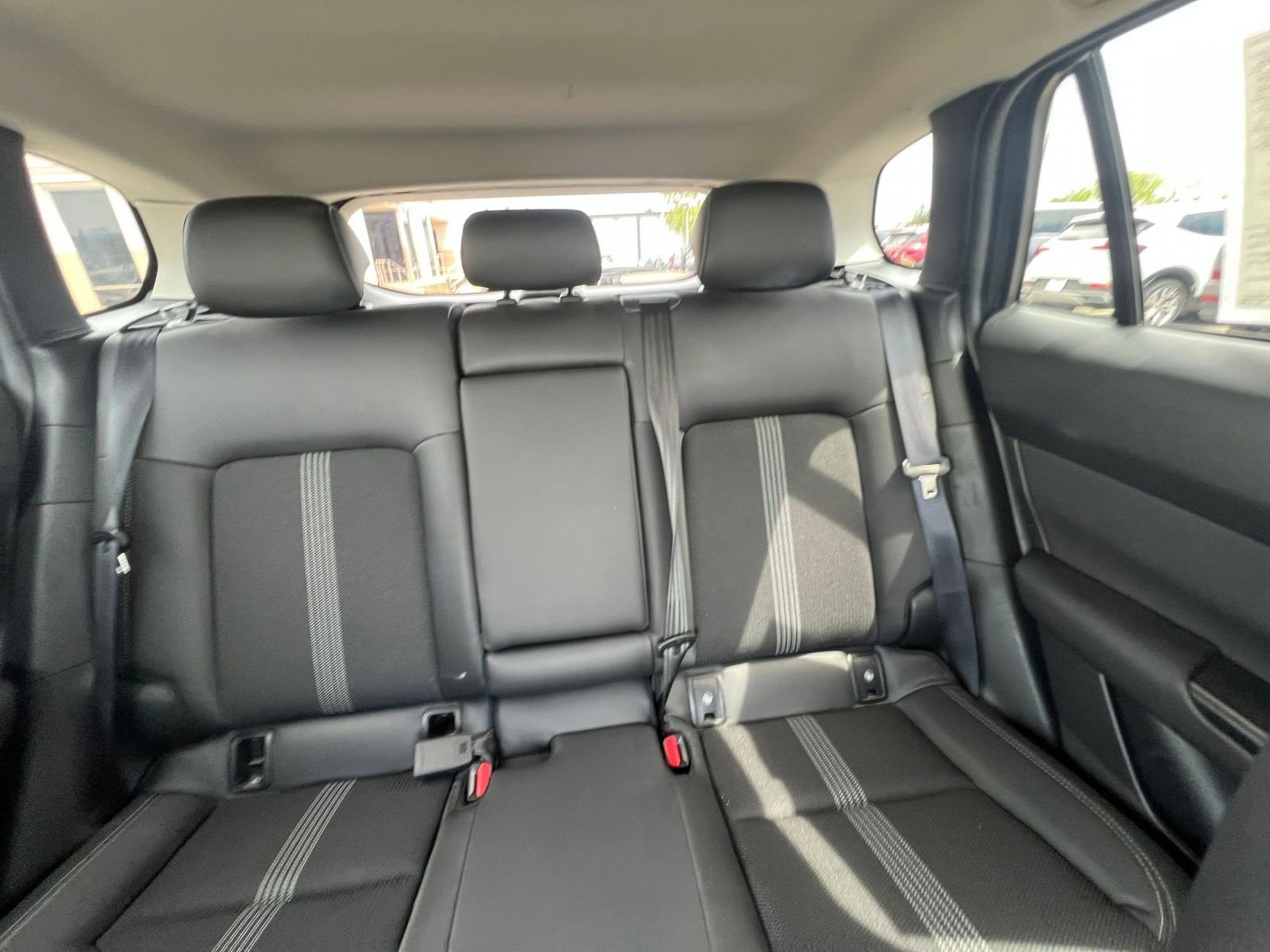 Used 2025 MAZDA CX-50 AWD 2.5 S w/ Premium Package image 38