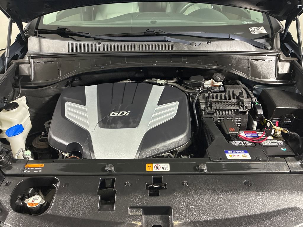 Used 2018 Hyundai Santa Fe SE image 36