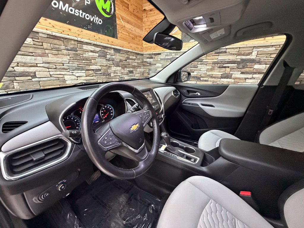 Used 2019 Chevrolet Equinox LT AWD/4WD image 29
