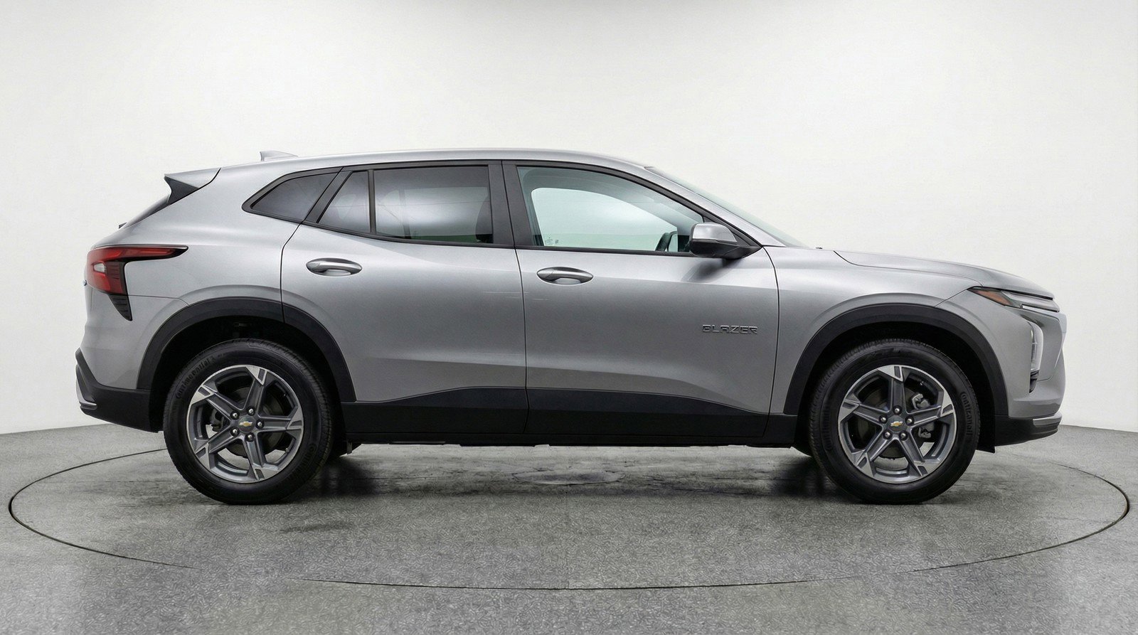 Used 2025 Chevrolet Blazer LT image 11