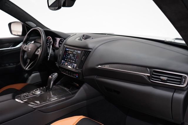 Used 2024 Maserati Levante Trofeo image 15