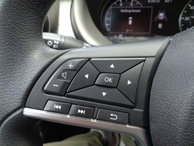 Used 2024 Nissan Kicks SV FWD image 39