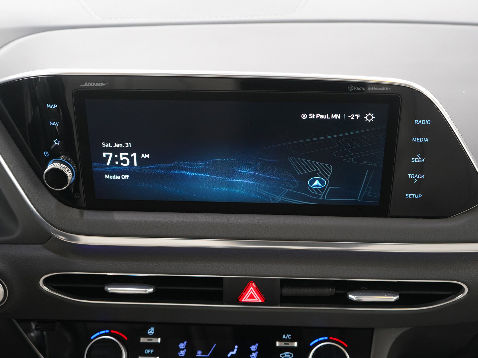 Used 2023 Hyundai Sonata Limited w/ Preferred Accessory Package image 15