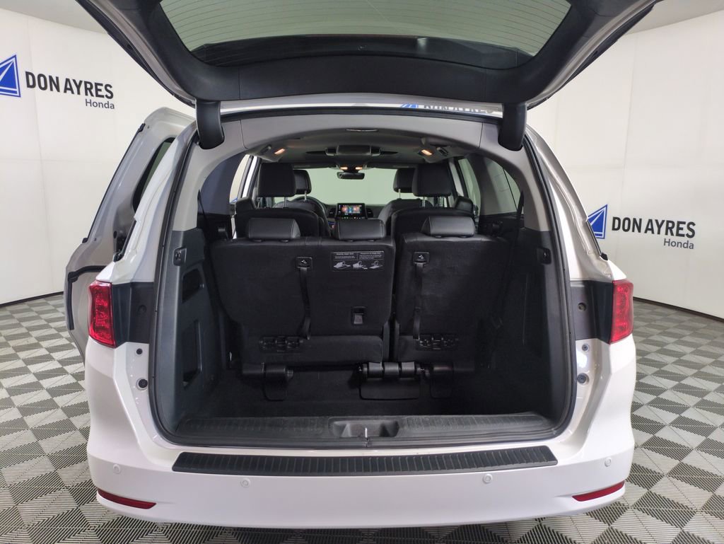 Certified 2024 Honda Odyssey Touring image 26