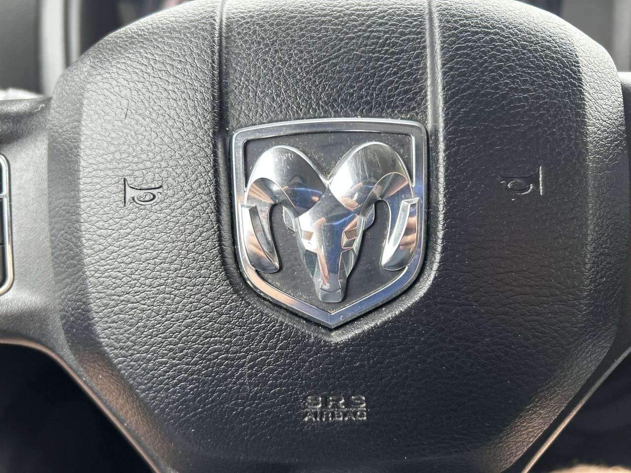 Used 2018 RAM 1500 Express w/ Express Value Package AWD/4WD image 19