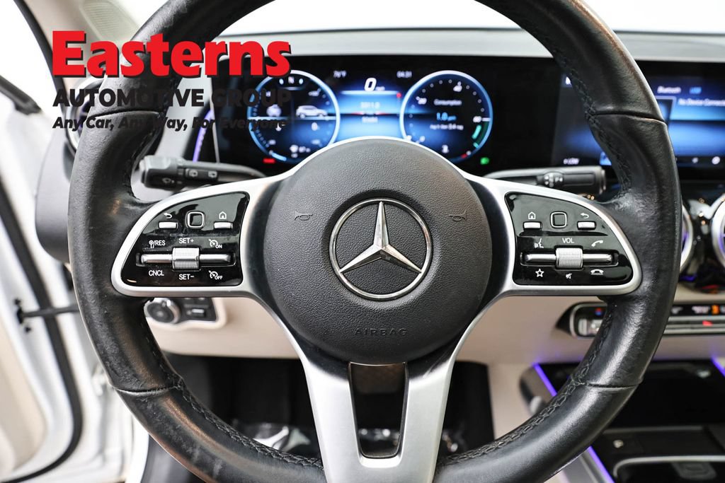 Used 2021 Mercedes-Benz GLB 250 4MATIC image 18