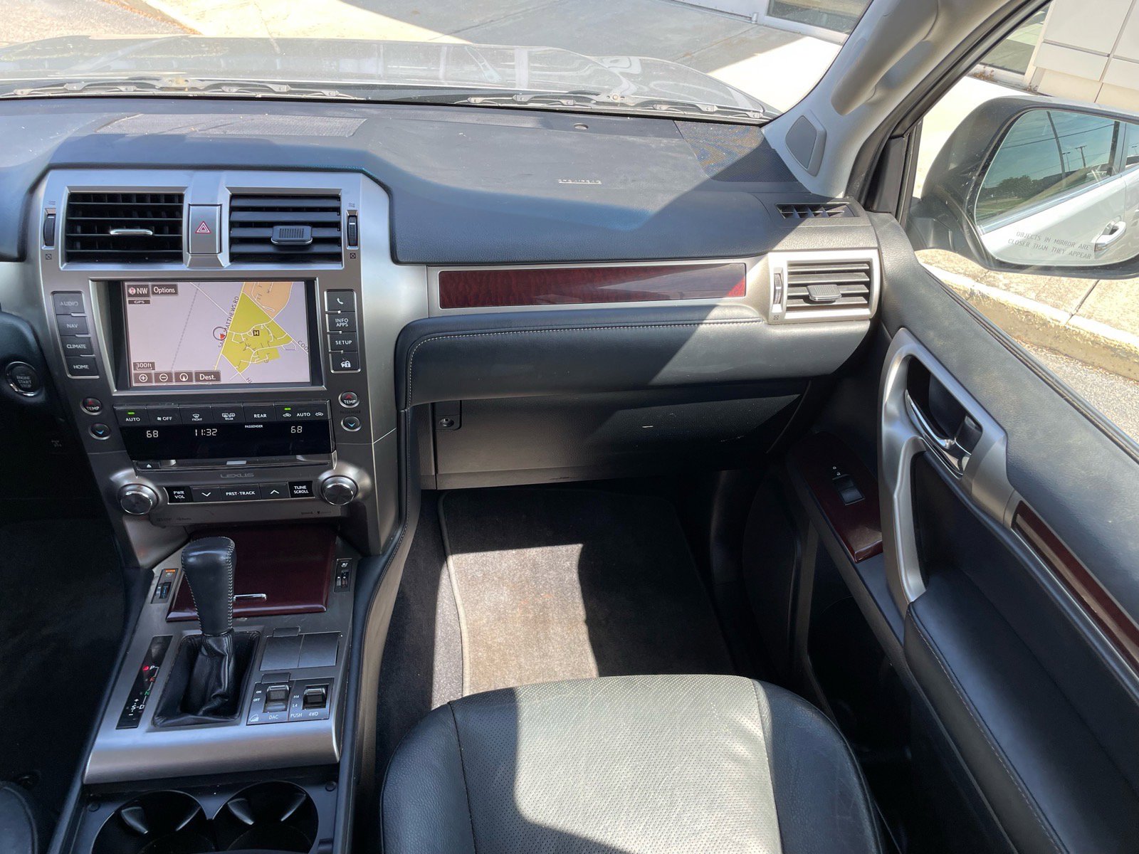 Used 2018 Lexus GX 460 Premium w/ Premium Package AWD/4WD image 6