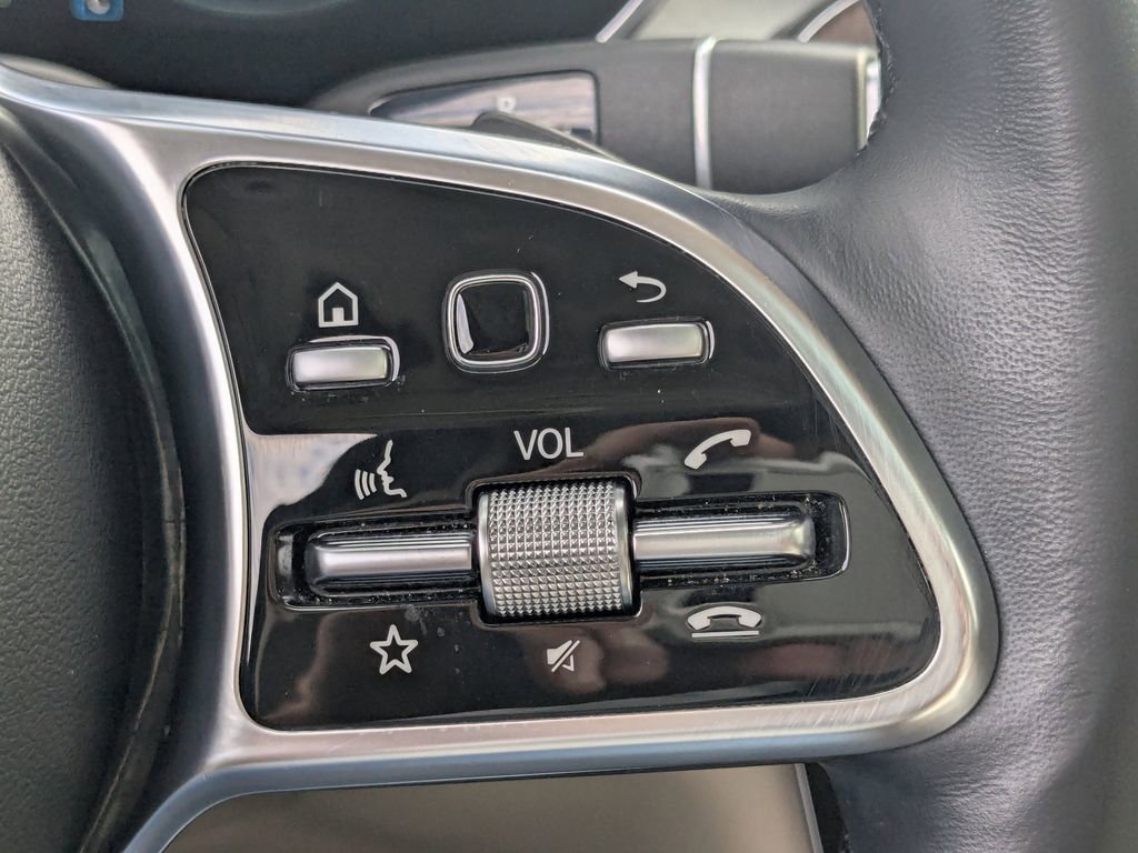 Certified 2022 Mercedes-Benz GLC 300 4MATIC w/ Premium Package Lite image 13