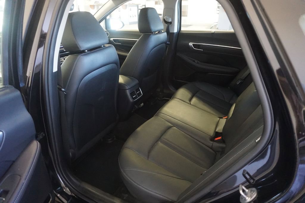 Used 2023 Hyundai Sonata Limited FWD image 21