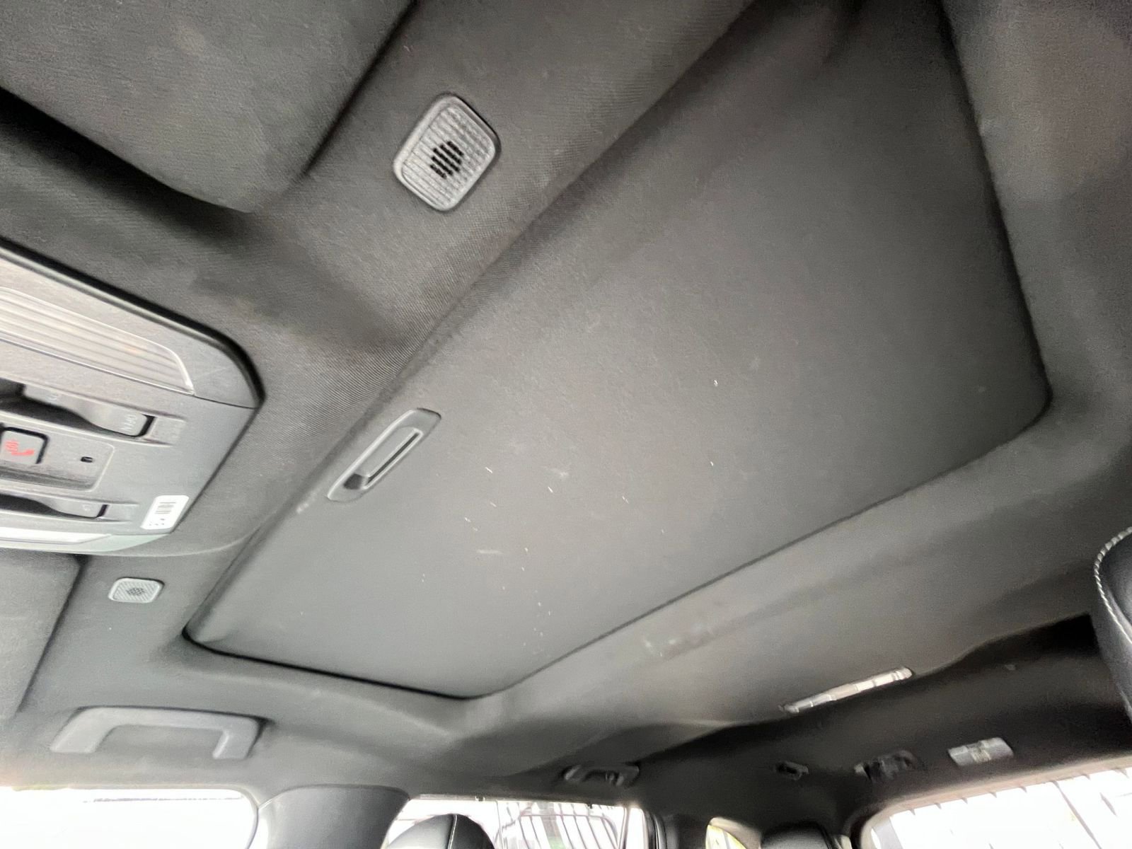 Used 2025 Toyota Highlander XSE AWD/4WD image 30