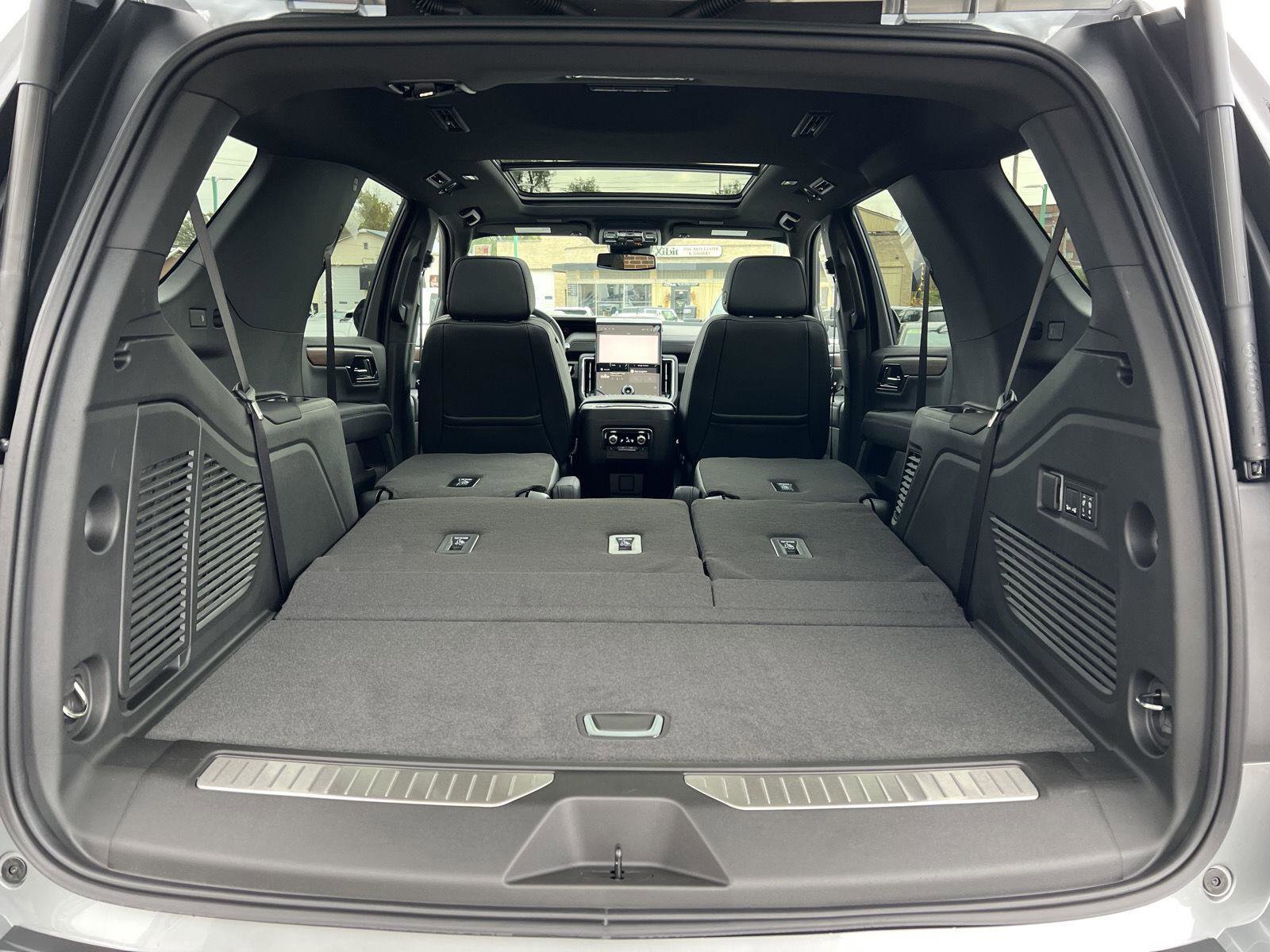 New 2026 GMC Yukon Denali w/ Sun & Power Step Package image 49